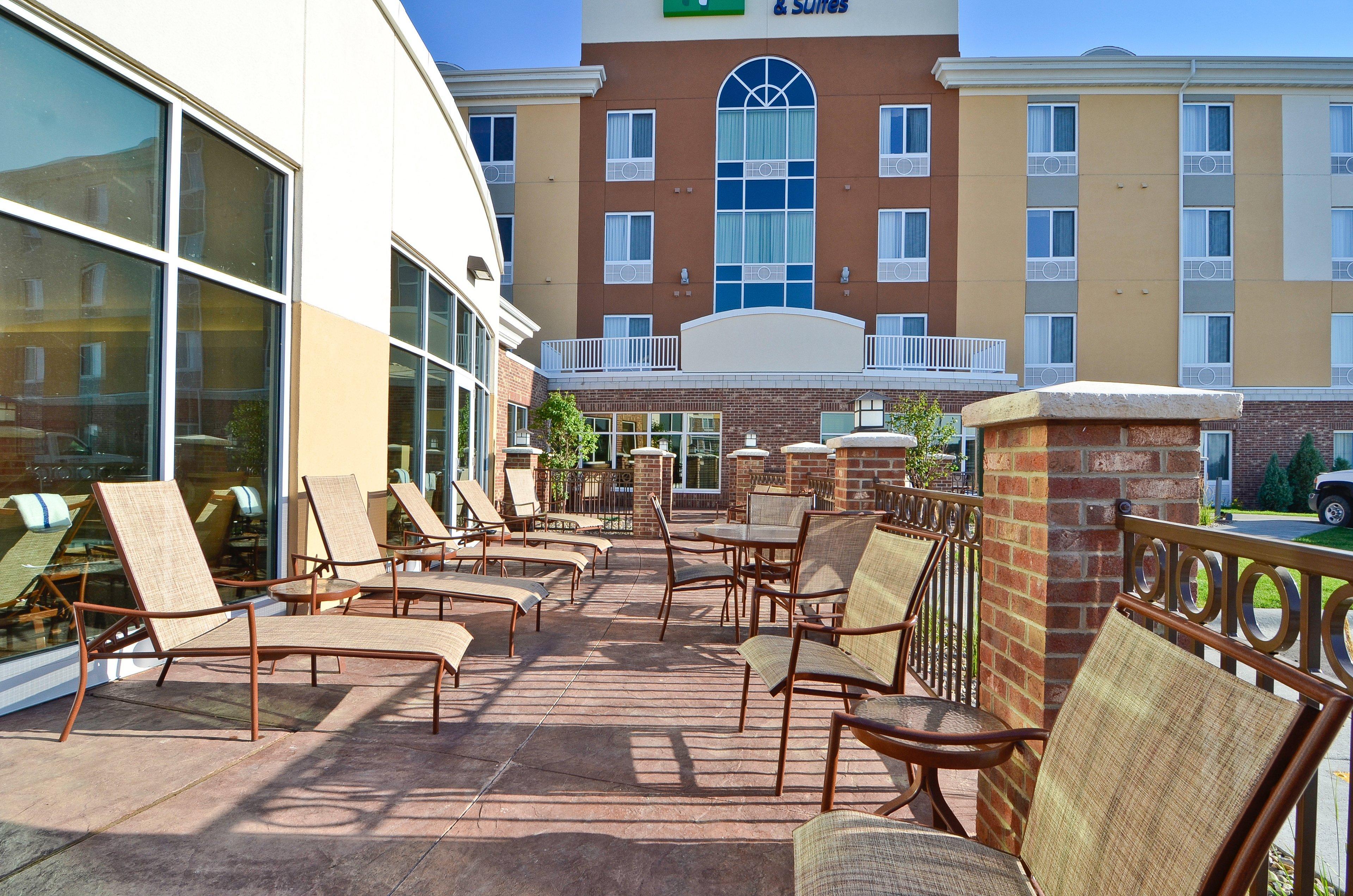 Holiday Inn Express & Suites - Williston By Ihg Bagian luar foto
