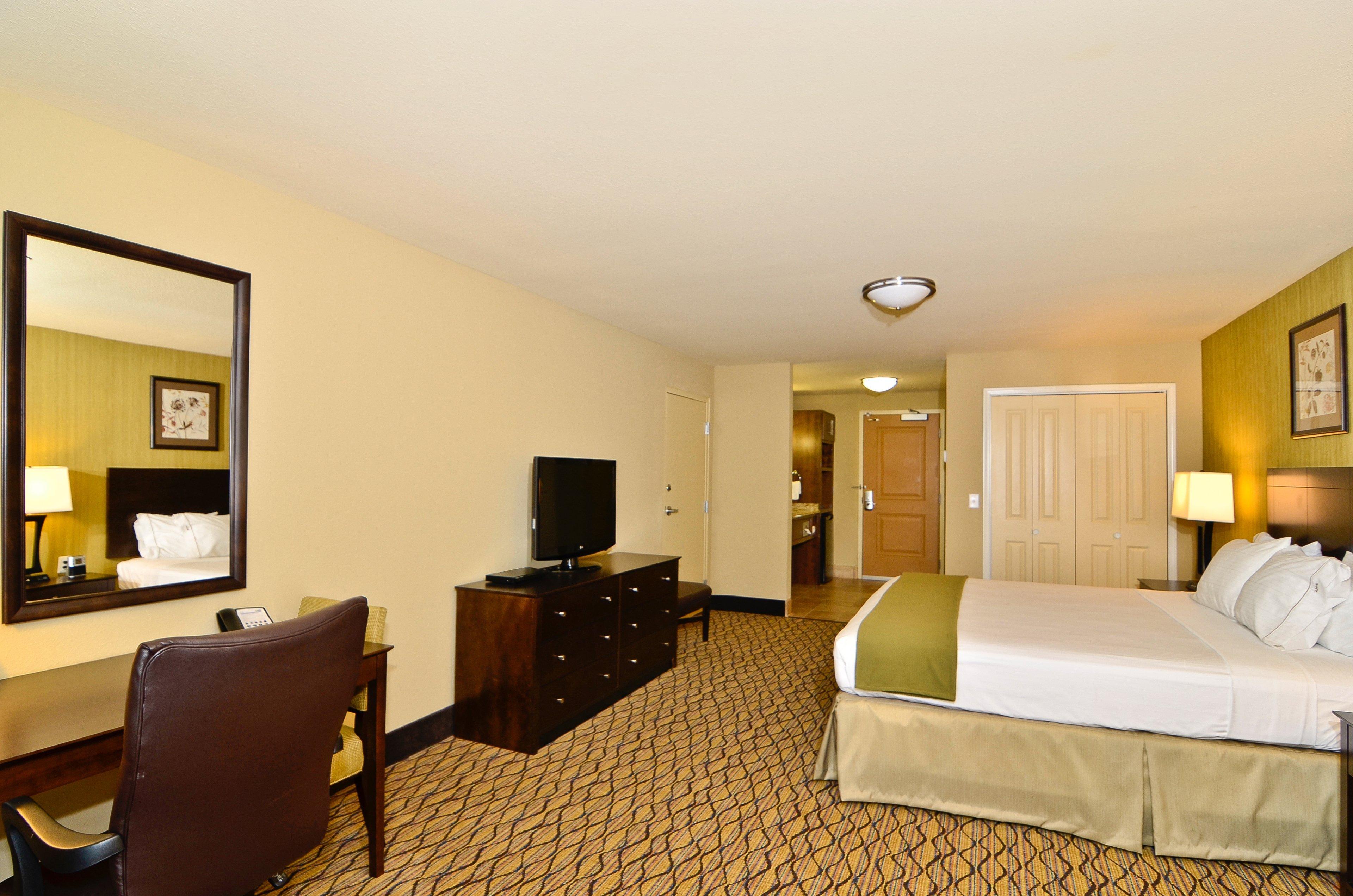 Holiday Inn Express & Suites - Williston By Ihg Bagian luar foto